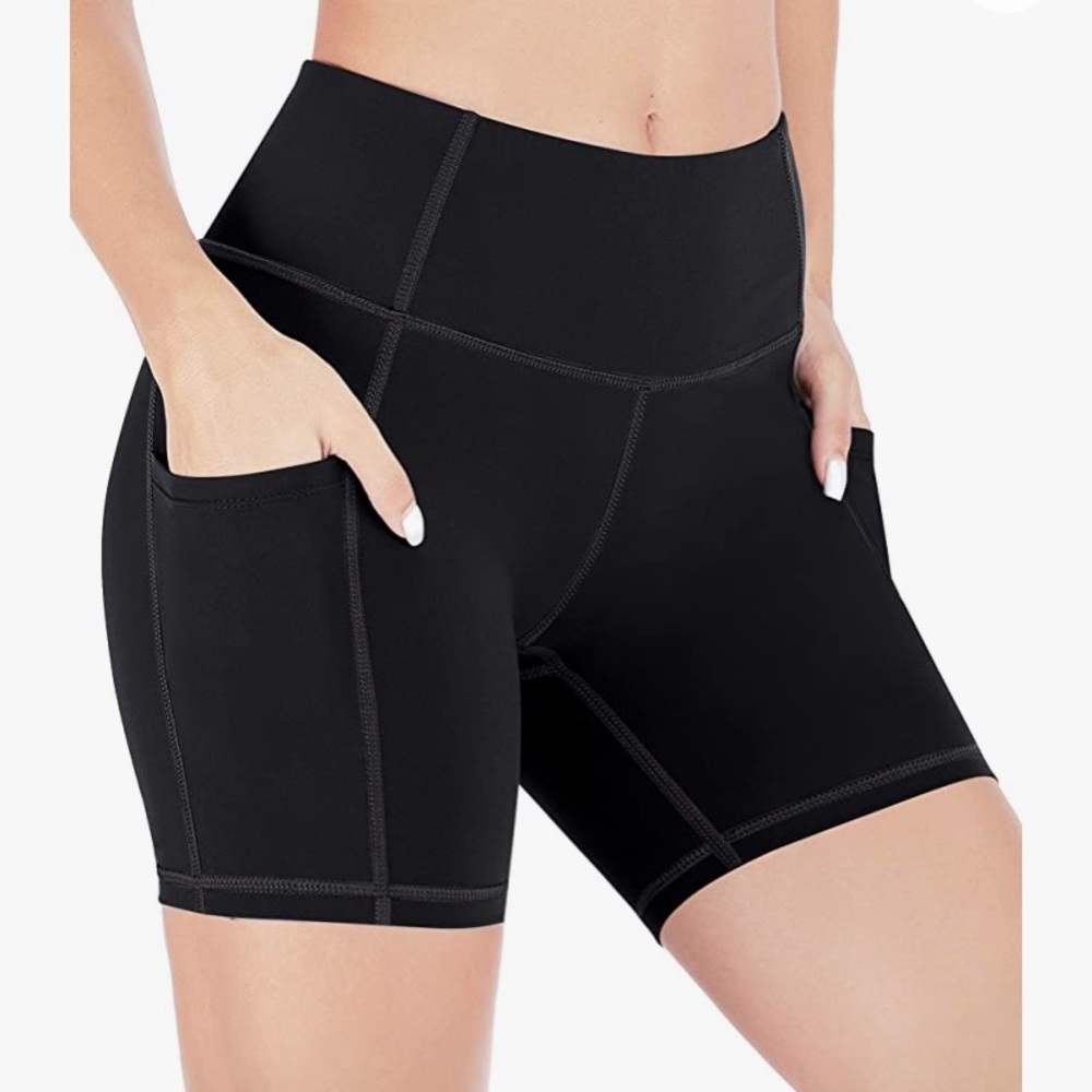 Heath yoga biker shorts, size small black